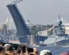 Російський диктатор скасував головний військово-морський парад
