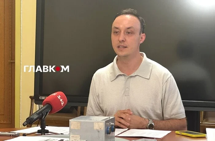 Китай зайняв позу страуса? Україна б’є на сполох через імпортні начинки у російських дронах і ракетах