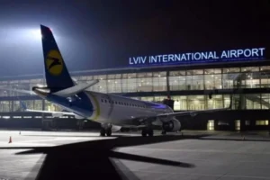 «Готові завтра сісти в літак». Нардеп вимагає відновлення авіасполучення, бо є шалений попит