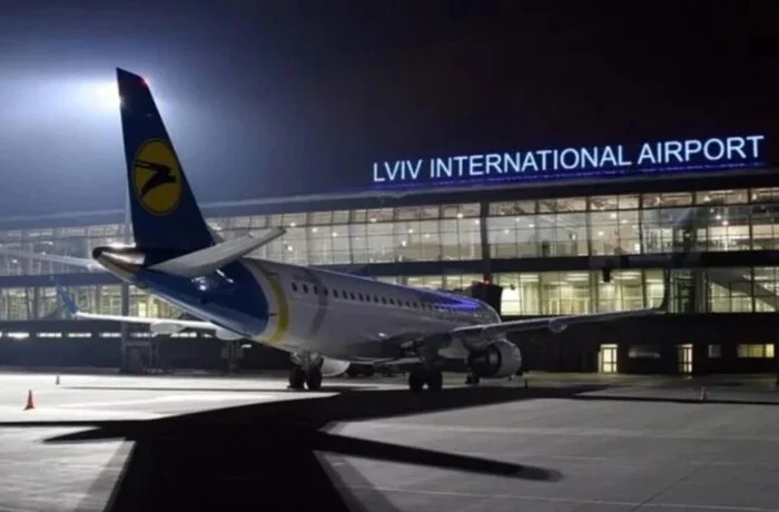 «Готові завтра сісти в літак». Нардеп вимагає відновлення авіасполучення, бо є шалений попит