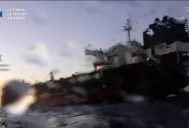 Українські морські дрони уразили два нафтові танкери РФ (відео)