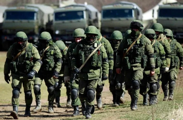 Кремль готується до бунтів та терміново озброює Росгвардію важкою технікою