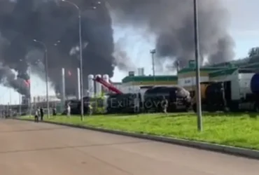 Дрони вдарили по одному з найсучасніших НПЗ Росії