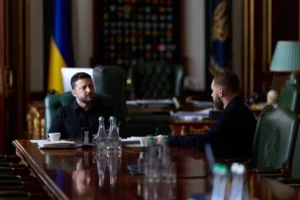 Зеленський зустрівся з легендарним морпіхом «Волиною»