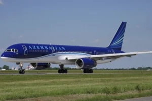 Азербайджан відновив авіасполучення з Росією