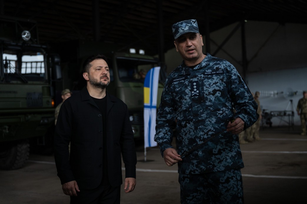 Зеленський на Одещині провів нараду із командуванням ВМС фото 1