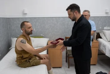 Зеленський у Одесі провідав воїнів, які лікуються та проходять реабілітацію після поранень