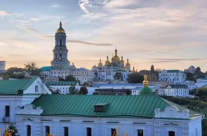 Толока у Києво-Печерській лаврі: як стати волонтером та які умови участі