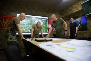 Сирський розкрив, скільки росіян накопичилося в Костянтинівці
