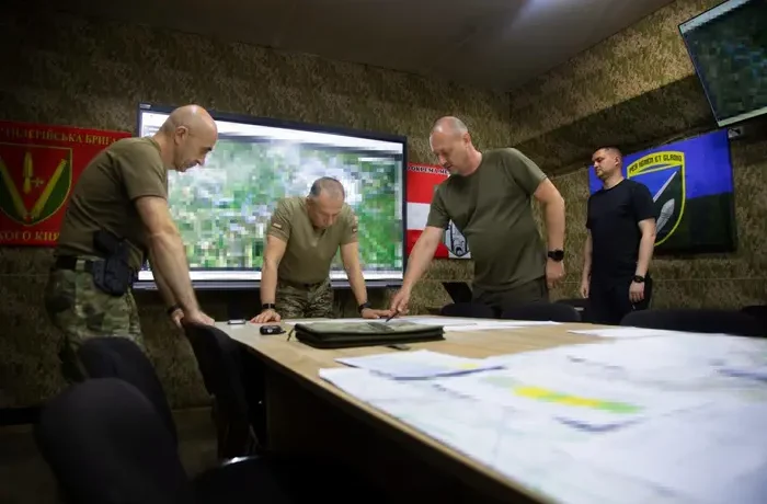 Сирський розкрив, скільки росіян накопичилося в Костянтинівці