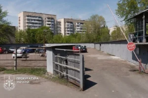 На Виноградарі бізнесмен створив автостоянку у водоохоронній зоні