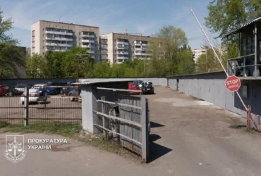 На Виноградарі бізнесмен створив автостоянку у водоохоронній зоні