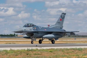 Туреччина відправила винищувачі захищати небо країн Балтії