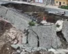 У турецькому Різе обвалилася ділянка дороги, евакуйовано житлові будинки