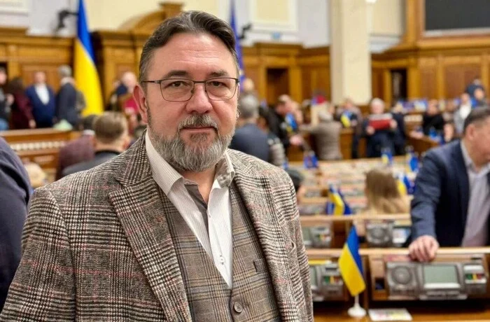 Потураєв заявив про дострокове складання депутатського мандата
