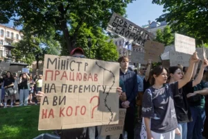 У Києві активісти готують масштабну протестну ходу за Федорова