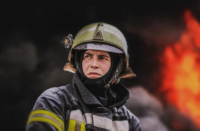 Атака на Самар: місто охопила масштабна пожежа, яку видно з Дніпра