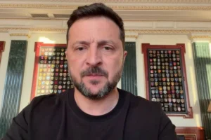 «Рішення будуть». Зеленський провів розмову з Федоровим та Сирським
