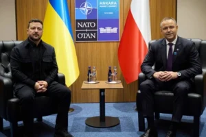 Саміт НАТО: Зеленський провів переговори з президентом Польщі