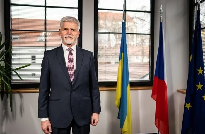 Президент Чехії назвав дедлайн для завершення війни в Україні