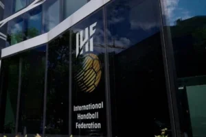 Міжнародна федерація гандболу допустила збірні Росії до змагань під власним прапором