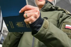 Євросоюз змінює правила надання тимчасового захисту українцям: хто не зможе отримати допомогу