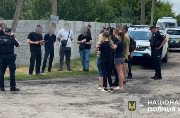 Вбили та закопали в лісі двох братів: Нацполіція розкрила деталі про банду військових