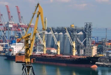 Захід суден до українських портів призупинився: Мінагрополітики пояснило ситуацію