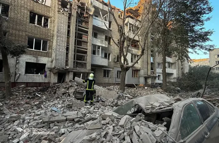 Зеленський повідомив, скільки ракет і дронів випустила РФ по Україні уночі
