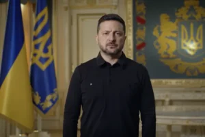 Зеленський: встановлено посадовців, які незаконно розмістили склади зі зброєю у Вишневому