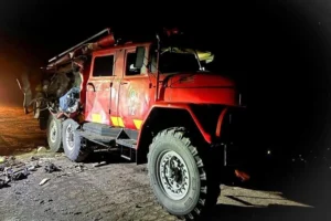 Росіяни підступно атакували базу ДСНС на Харківщині: є поранені (фото)
