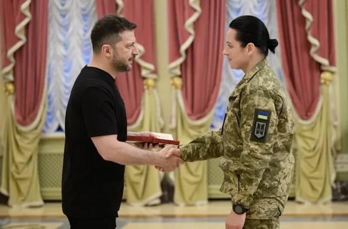 Зеленський відзначив медиків державними нагородами