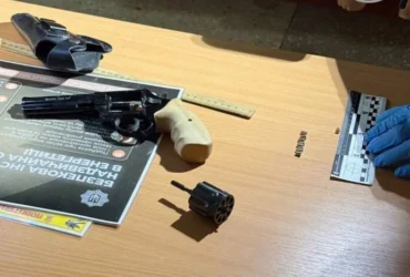 Чоловік через сварку відкрив вогонь у шкільному укритті на столичній Троєщині