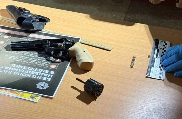 Чоловік через сварку відкрив вогонь у шкільному укритті на столичній Троєщині
