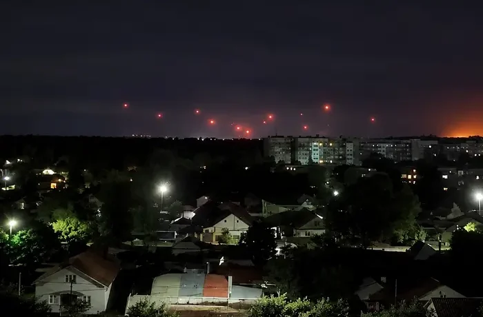 Росіяни збивали дрони над Тамбовом – влучили по складу Wildberries
