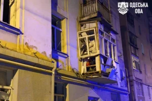 Одеса під ракетним ударом: ворог влучив у житловий квартал