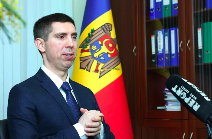 Росія годинами тримає дипломатів на кордоні: глава МЗС Молдови зробив заяву