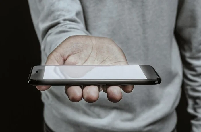 Популярний в Україні бренд смартфонів іде з Європи: що буде з підтримкою