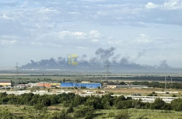 Вибухи пролунали у Таганрозі. Спалахнув нафтовий термінал
