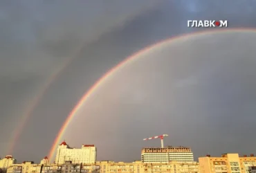 Над Києвом після дощу з’явилася подвійна веселка (фото)