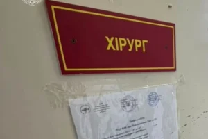 Поліція повідомила про підозру киянину, який завдав 17 ножових ударів лікарці ВЛК