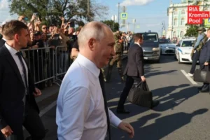Журналісти знайшли дивний зв’язок між кризами в Росії та поведінкою Путіна
