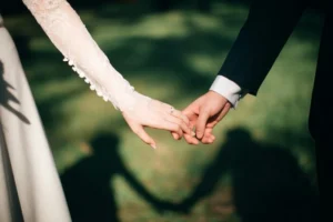 Українці дедалі частіше одружуються онлайн: нова статистика Мін’юсту