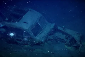 Дослідники виявили автомобіль 1941 року на дні океану