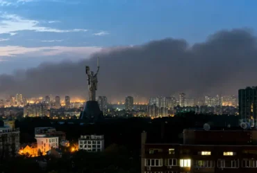 Атака на Київ: пожежі погіршили якість повітря в столиці