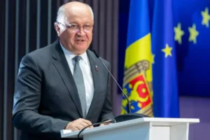 Прем’єр Молдови раптово йде у відставку