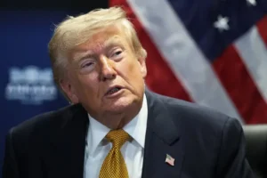 Трамп звільнив членів двопартійного виборчого органу напередодні проміжних виборів