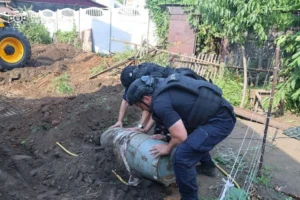 У Запоріжжі 500-кілограмова авіабомба впала біля житлового будинку