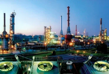 Кінець епохи Коломойського: найстаріший нафтовий гігант збанкрутував через астрономічний борг
