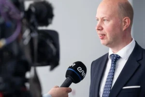 Естонія закликала ЄС радикально посилити візову політику щодо росіян